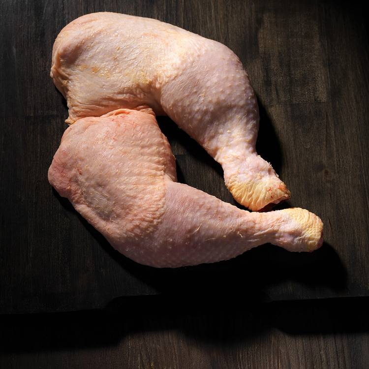 Les Cuisses de poulet jaune