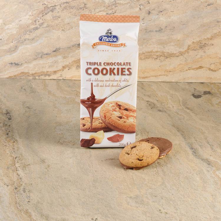 Les Cookies aux trois chocolats